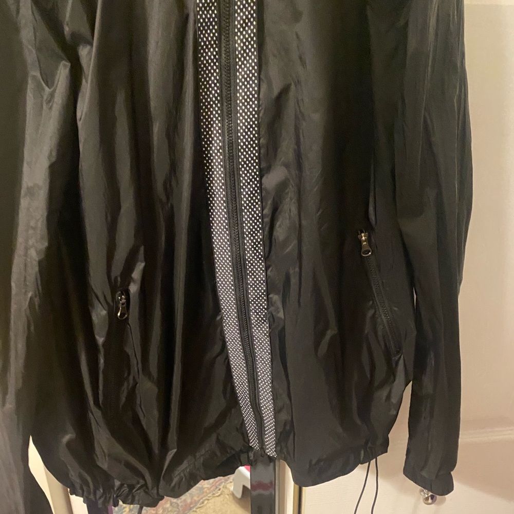 Lululemon Drawstring Hooded Jacket - image 7